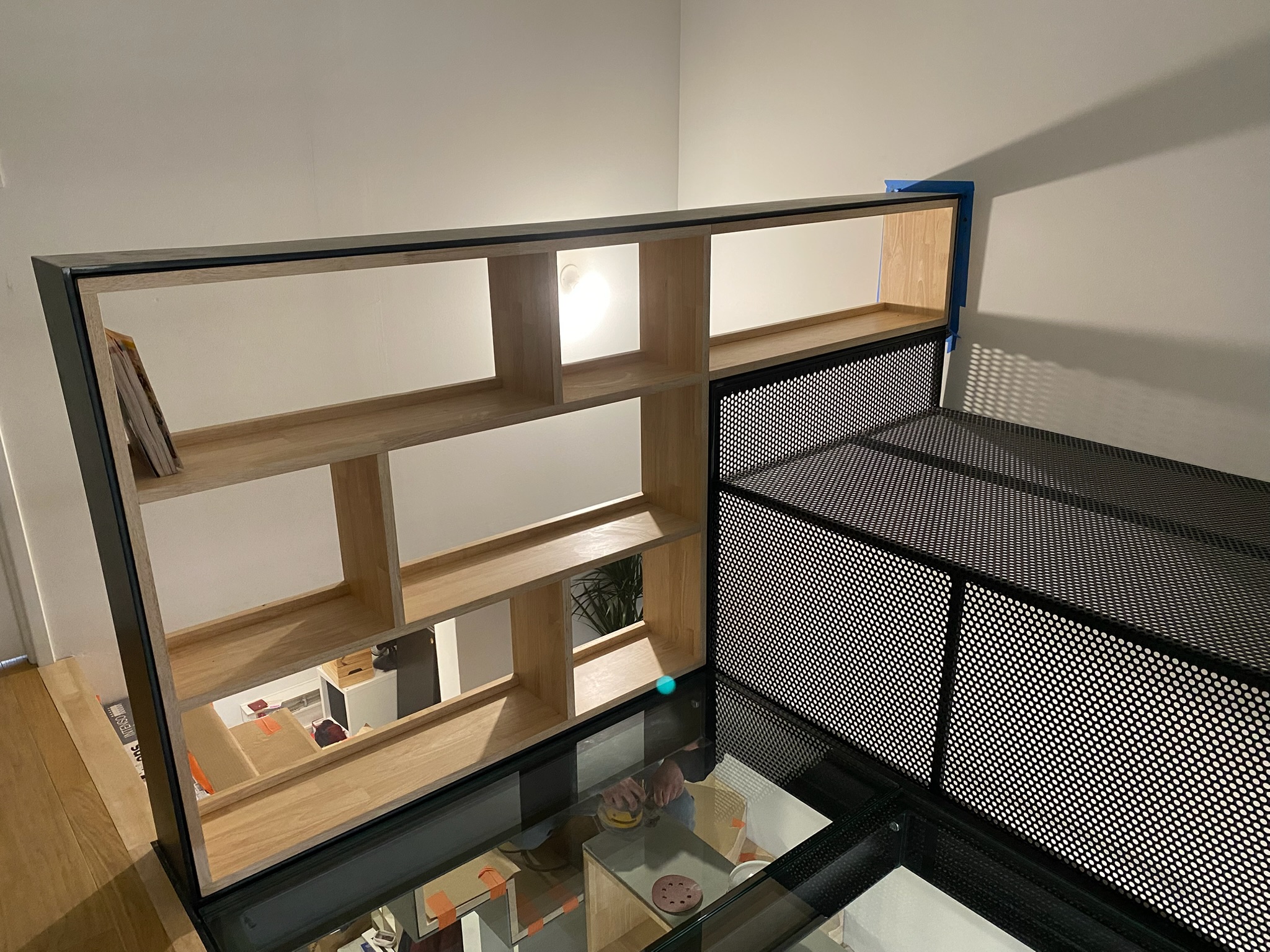 Mobilier métallique design sur mesure par Pascal Gardes, serrurerie métallerie Lantriac