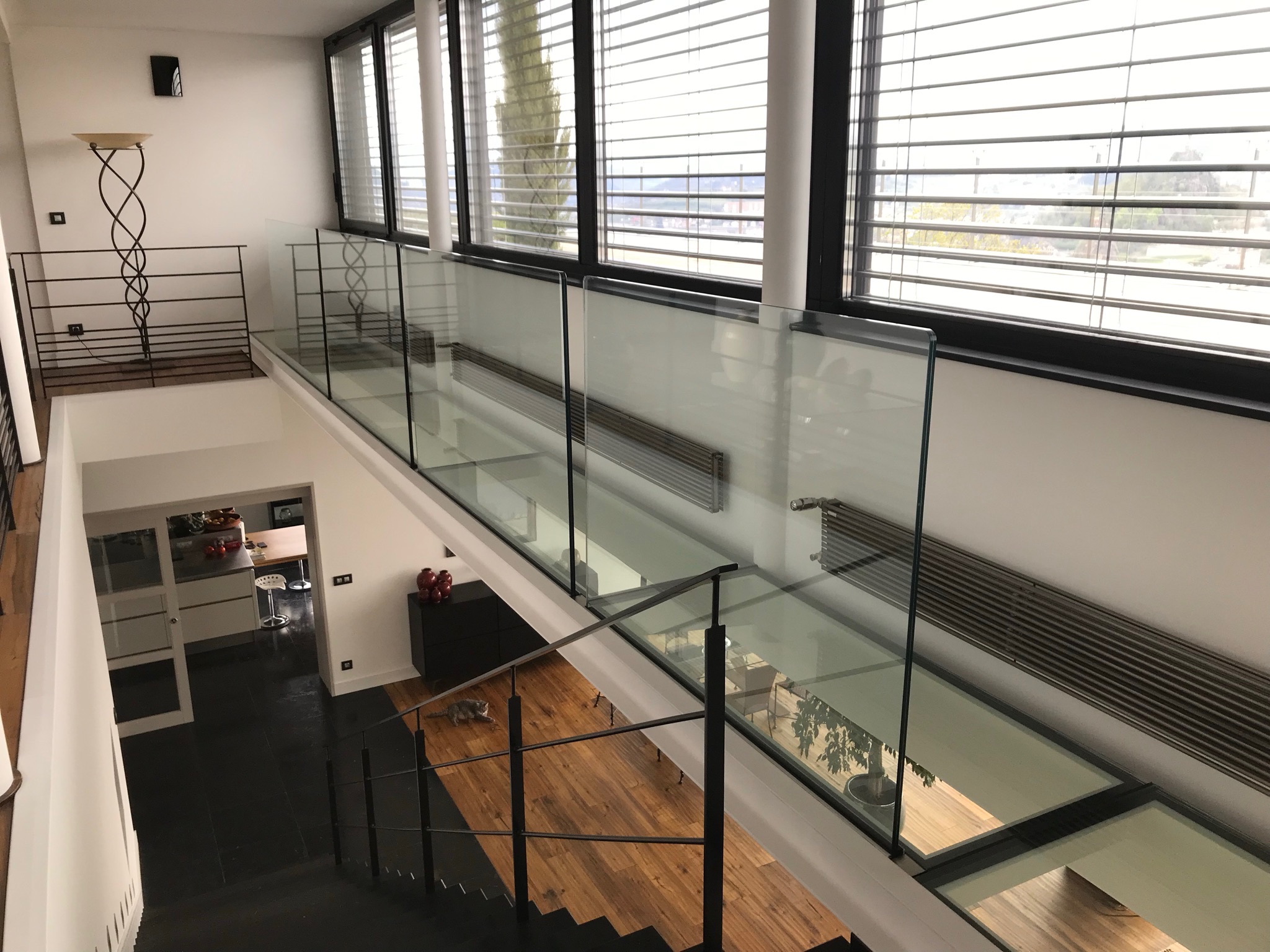 Passerelle métallique sur mesure par Pascal Gardes, serrurerie métallerie Lantriac